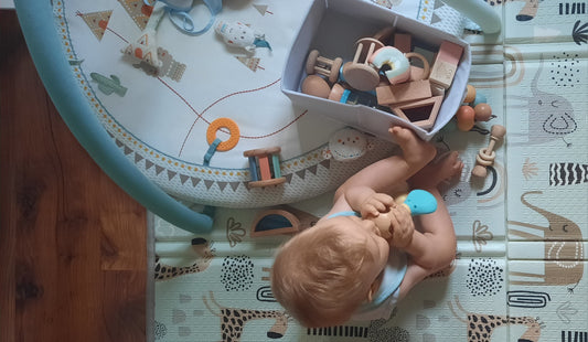 Jeux Montessori en bois pour enfants selon l’âge