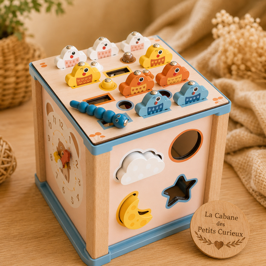 Cube d’activités en bois 9-en-1 – Éveil et motricité