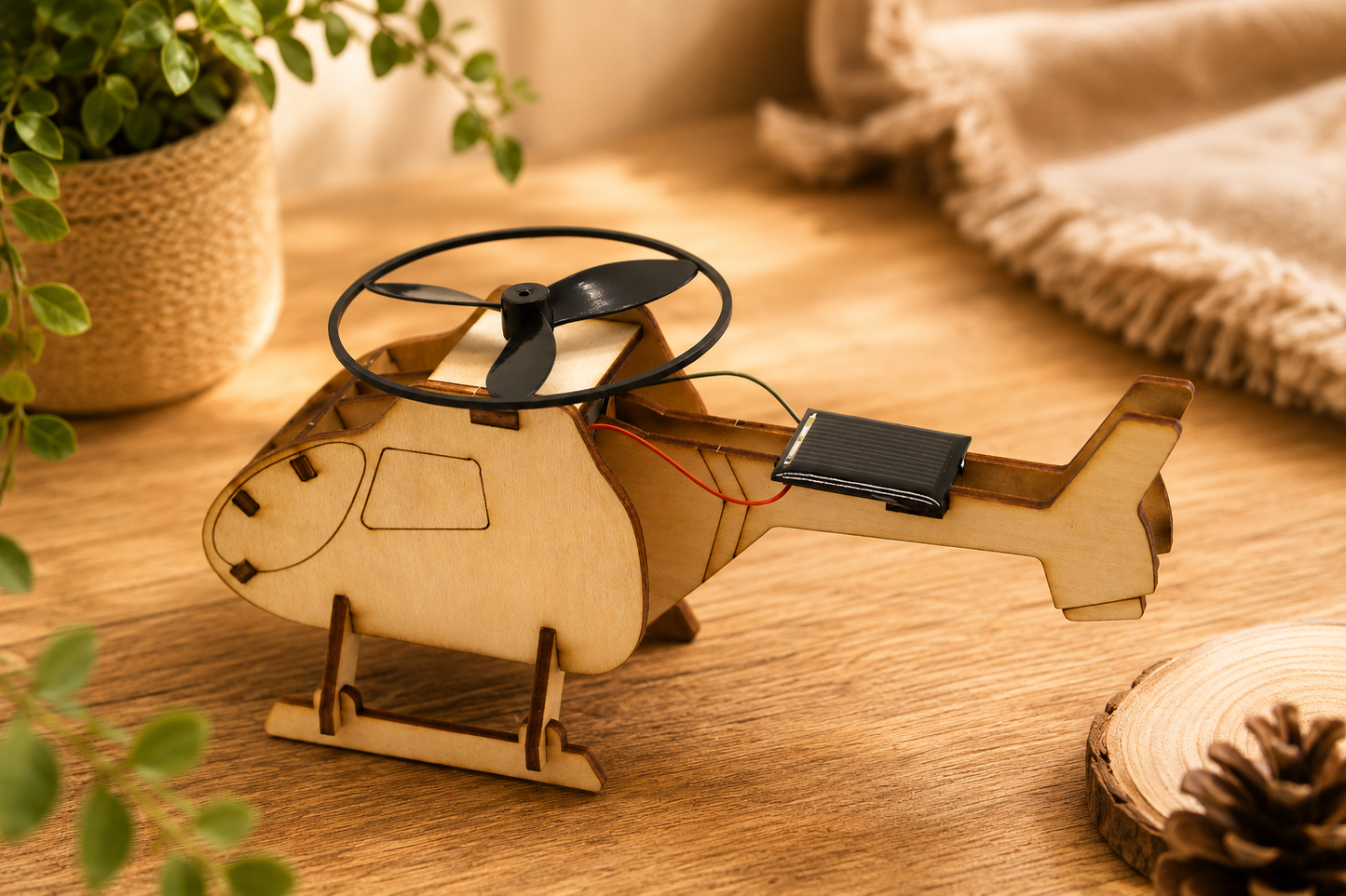 🚁Hélicoptère Solaire à Construire en Bois ☀️